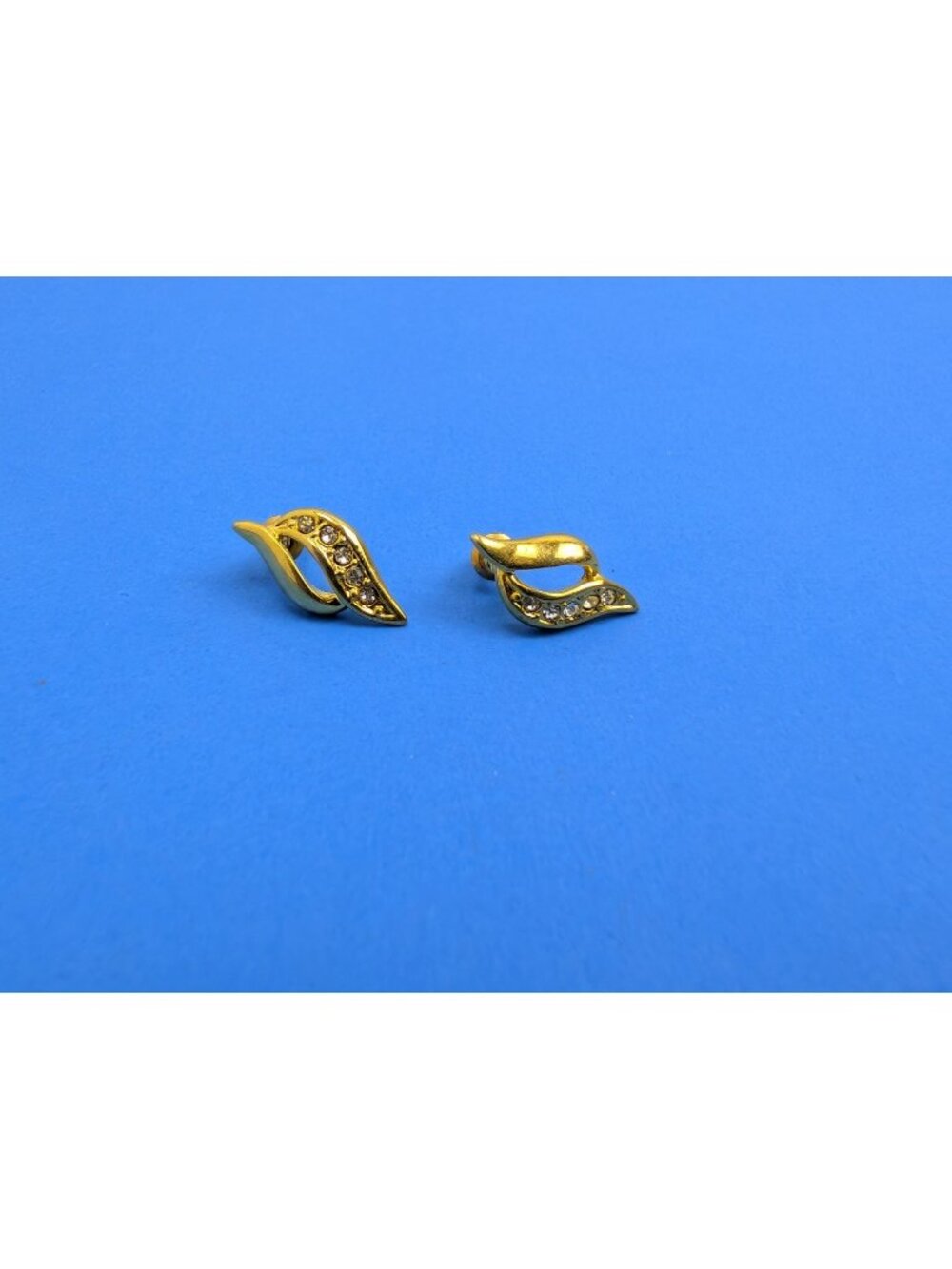 Vintage Gold Tone Cubic Zirconia Teardrop Leaf Shape Stud Earrings